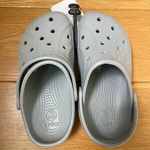 クロックス　シルバー　20cm シンプル crocs