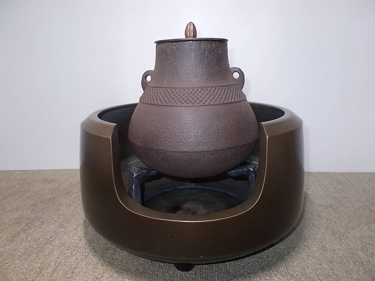 最新発見 五徳 茶釜 風炉釜 茶道具 電熱器 敷板 金属工芸 - www