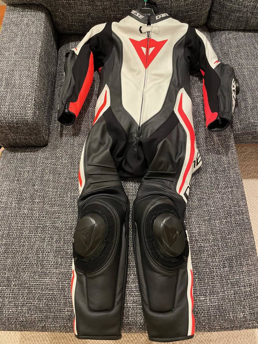 ヤフオク! -「(dainese ダイネーゼ) (40 43 44 46)」(革ツナギ