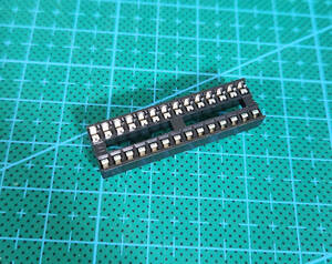 28 pin IC socket 10 piece new goods /2304212