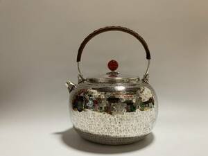  era original silver made north . quiet . structure circle shape wistaria volume . hand . strike . hot water . handicraft old work of art silver bin . tea utensils 