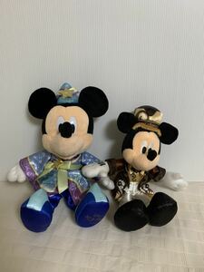 ディズニーミッキー2点セット/2019七夕Daysぬいぐるみ&タグ付き ぬいぐるみバッジ ぬいば テーブル イズウェイティング/生地タグ経年