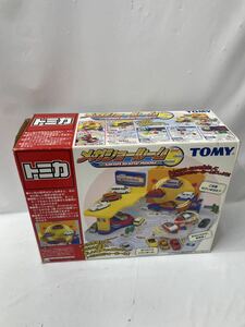 TOMY トミー　トミカ メガショールーム トミカワールド 車　トミカ道路 すいすい