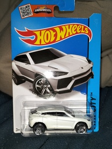 Hotwheels ランボルギーニ・ウルス 「HW CITY」