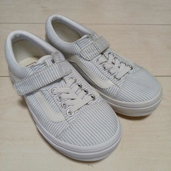 VANS　 スニーカー　19㎝