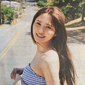 超貴重！加藤史帆 2部セット ファースト写真集 人生初ビキニショット 幸運ですハッピーです #会いたい 日向坂46 日刊スポーツ 4/25 6/20