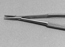 手術料持針器曲先端18cm新品です。(1)Castroveijo Needle holder straight end _画像2