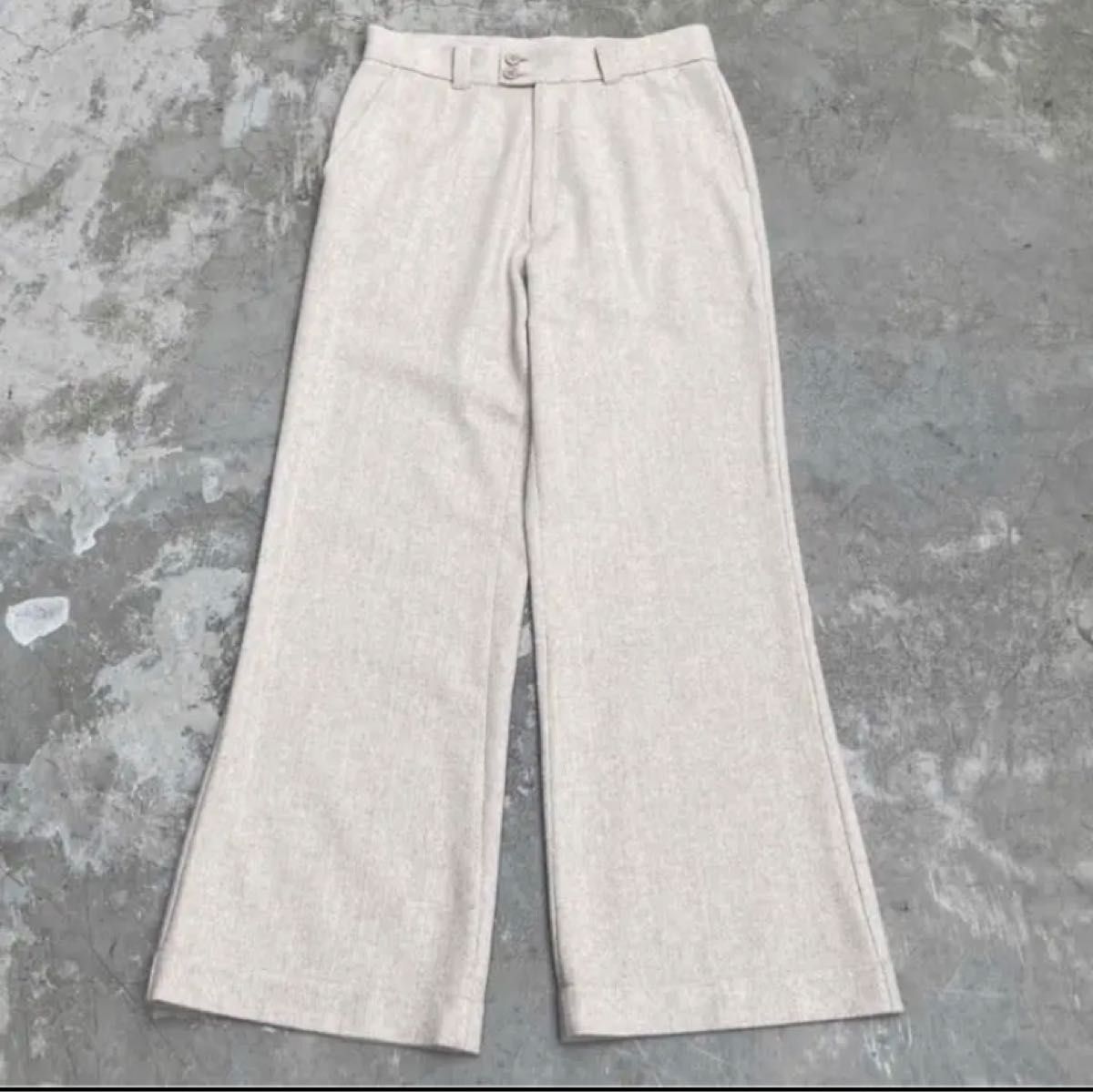 SHIKITARI PINTUCK MEGA FLARE SLACKS|PayPayフリマ