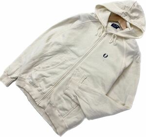 FRED PERRY ☆ 背面プリント◎ スウェット ジップアップ パーカー オフホワイト M 大人カジュアル ストリート 古着 フレッドペリー■AB242