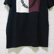 F32 □ FRED PERRY □ フレッドペリー　半袖シャツ　黒　中古　サイズＭ_画像4