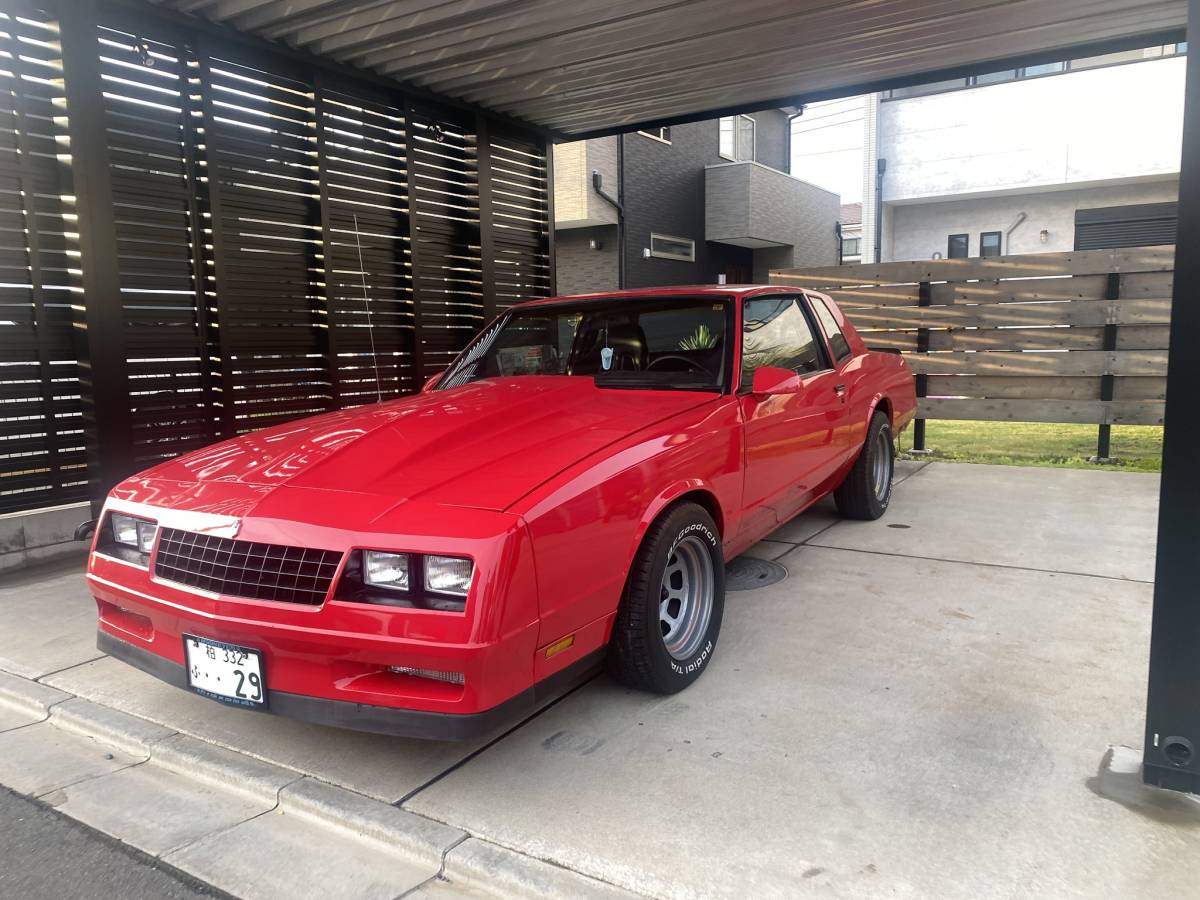 絶対一番安い 78シボレーモンテカルロローライダーのバンパーモール