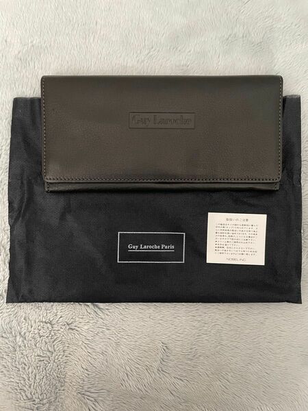 Guy Laroche Paris ギラロッシュ　長財布