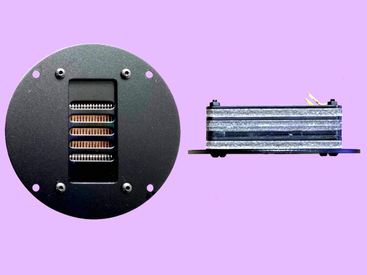 スーパーツィーターは、性能。☆ 能率93dB AMTハイルドライバー