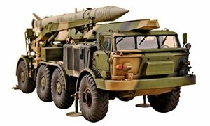 トランペッター 1/72 ソビエト軍 9K52/ルーナM 短距離弾道ロケットシステム プラモデル 07179 成型色