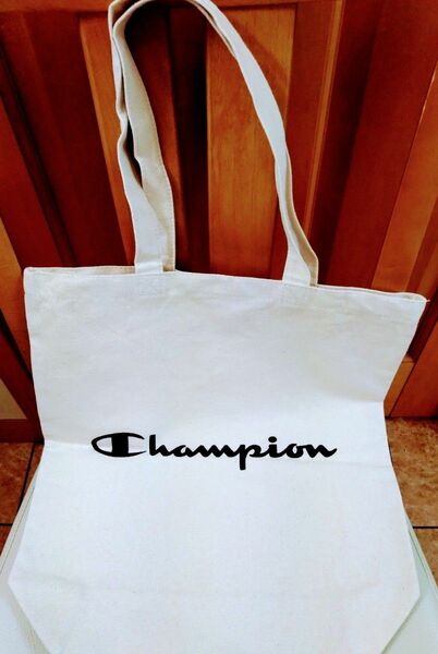 最終値下げ・Champion トートバッグ,size40×36×12cm。未使用、自宅保管品。布製です。