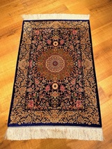 ペルシャ絨毯・最高級ハンド&マシン織り・ 世界最高密度150万ノット ・豪奢なクムデザイン 80cm×120cm ch20_画像1