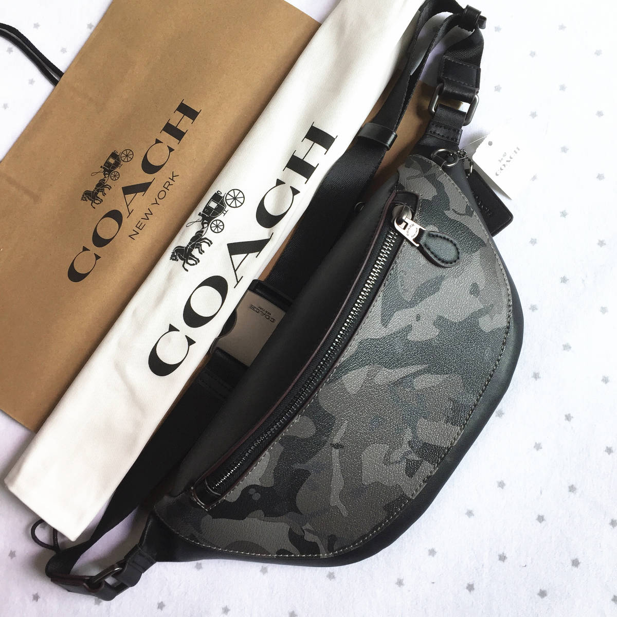 コーチ ボディーバッグの値段と価格推移は?|263件の売買情報を集計 コーチ ボディーバッグの値段と価格推移は?|263件の売買情報を集計