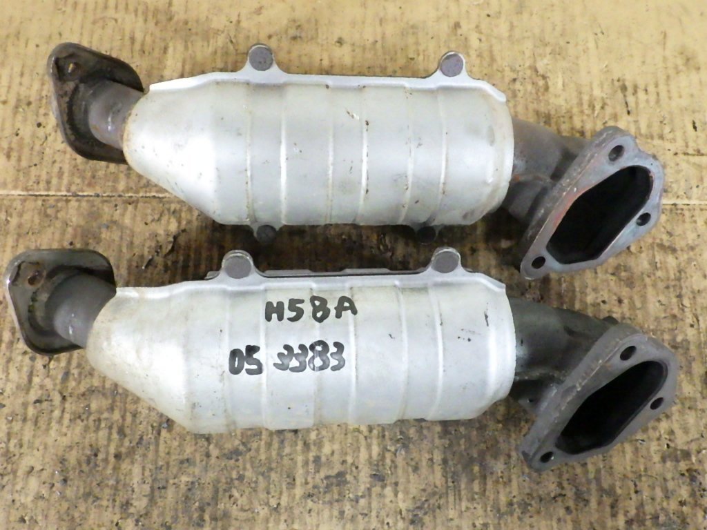 木造 触媒 2011年三菱アウトランダー2.4L L4ガスDOHC 2.4L L4ガスDの