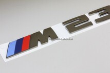 @M235i リアエンブレム　2シリーズ F22/F23/F45/F46/F87 218d 218i 220i M235i M240i M2にも 51128055967_画像2