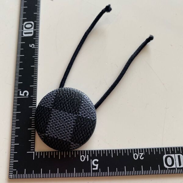 ハンドメイド ヘアゴム くるみボタン