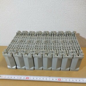 プラレール 複線ブロック橋脚 グレー 8点セット 情景部品 未チェック 詳細不明 ジャンク扱い TOMY 