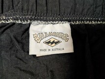 USED　ビラボン　BILLABONG　サーフトランクス　３２インチ(７８～８８センチ位)　ブラック　MADE IN AUSTRALIA_画像8