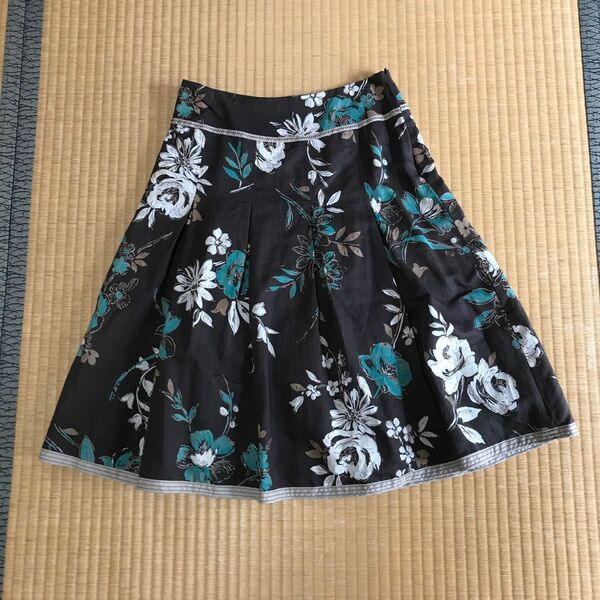 花柄スカート　COMME CA DU MODE レディース　日本製　綿麻素材