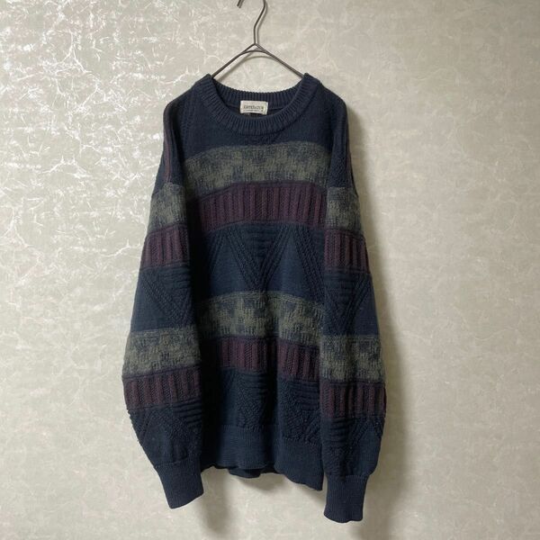 古着　日本製　総柄ニット　セーター　Mサイズ