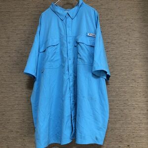 コロンビア 半袖シャツ　ワンポイントロゴ　PFG　水色　4X　ワークシャツ26 古着　入手困難　激レア　希少 人気　ビッグサイズ　ゆるだぼ