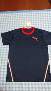 ♪137☆未使用・保管品☆PUMA☆DRY・UV☆半袖Tシャツ　紺赤130