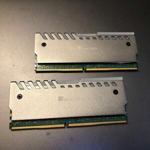 crucial メモリ DDR4 32GB 16GBx2 ＋ Jonsbo ヒートシンク付き。放熱性抜群です。