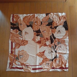 BELLESOIE silk scarf floral print 