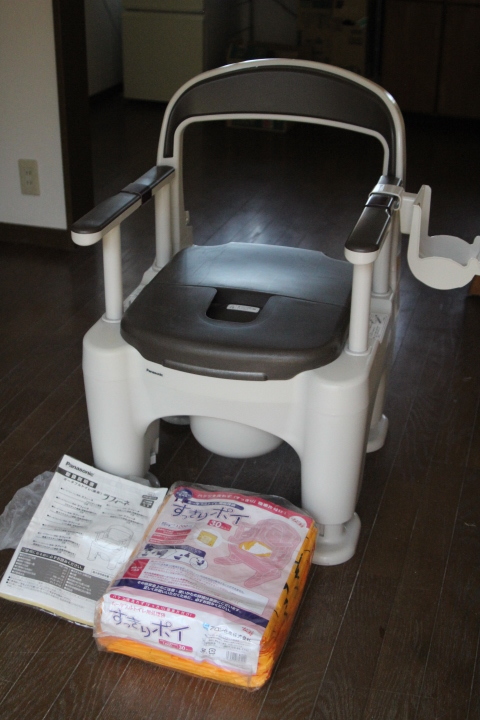 最前線の 【未使用品】 Panasonic 美品 ポータブルトイレ脱臭あたたか
