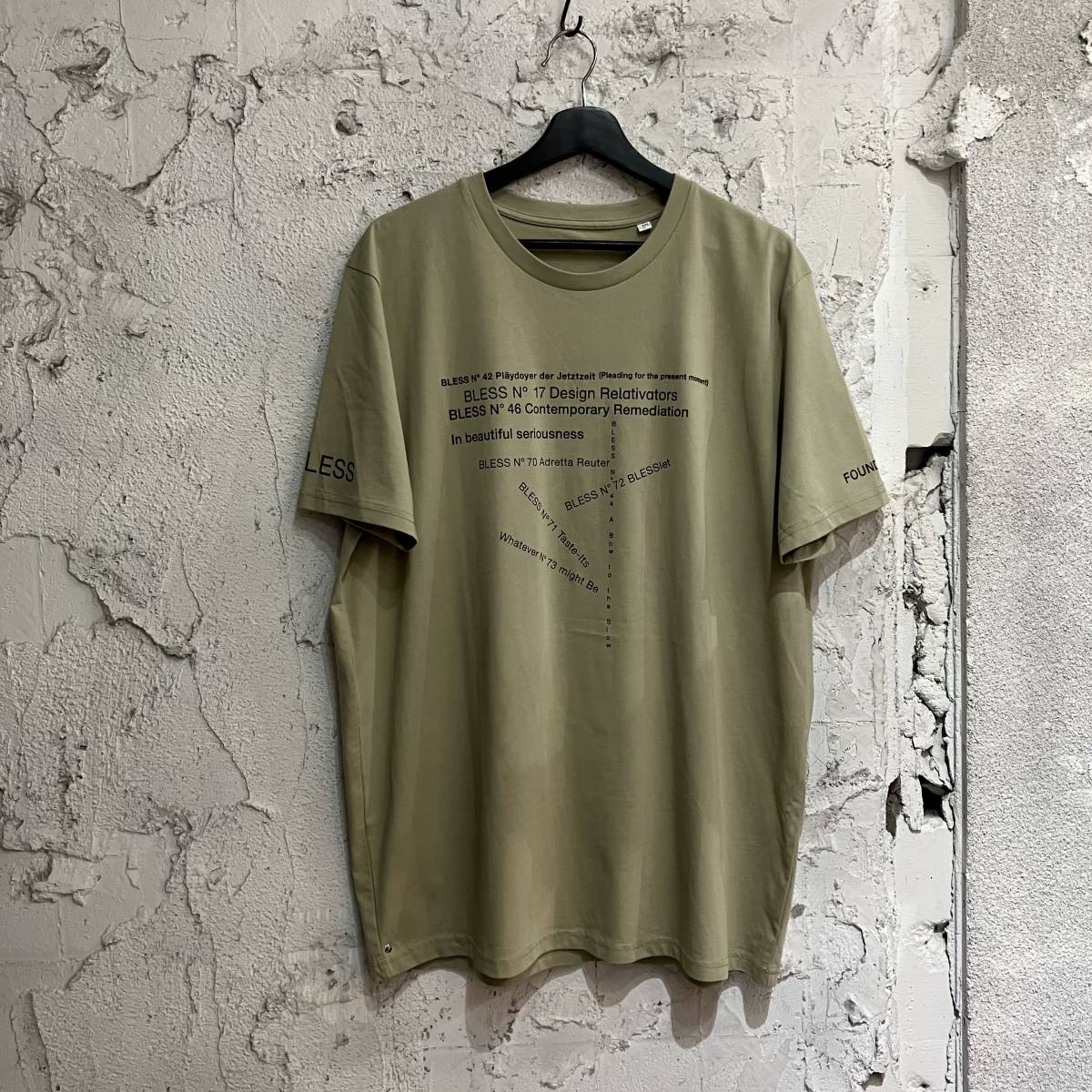 ヤフオク! -「bless tシャツ」(ファッション) の落札相場・落札価格