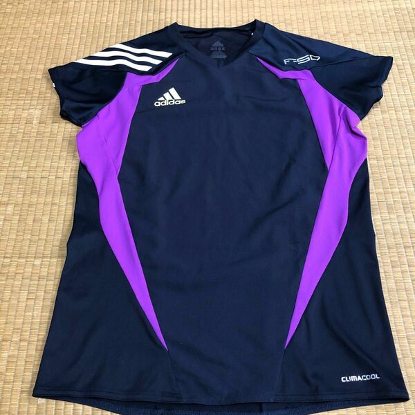 adidas Tシャツ