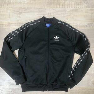 【新品同様 バック トレフォイル プリント スニーカー柄】adidas トラック ジャケットジャージ ブルゾン アディダス ブラック 黒 SUPER STA