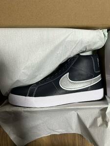 【新品未使用未着用タグ付き】Mason Silva × Nike SB Zoom Blazer Mid Dark Obsidian and Metallic Silver サイズ:US8.5 26.5㎝