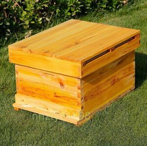  new arrival *.... breeding for nest box nest frame type nest box Japanese cedar wooden nest box molasses bee Mitsuba chi breeding nest box molasses . coating . bee supplies . bee apparatus 