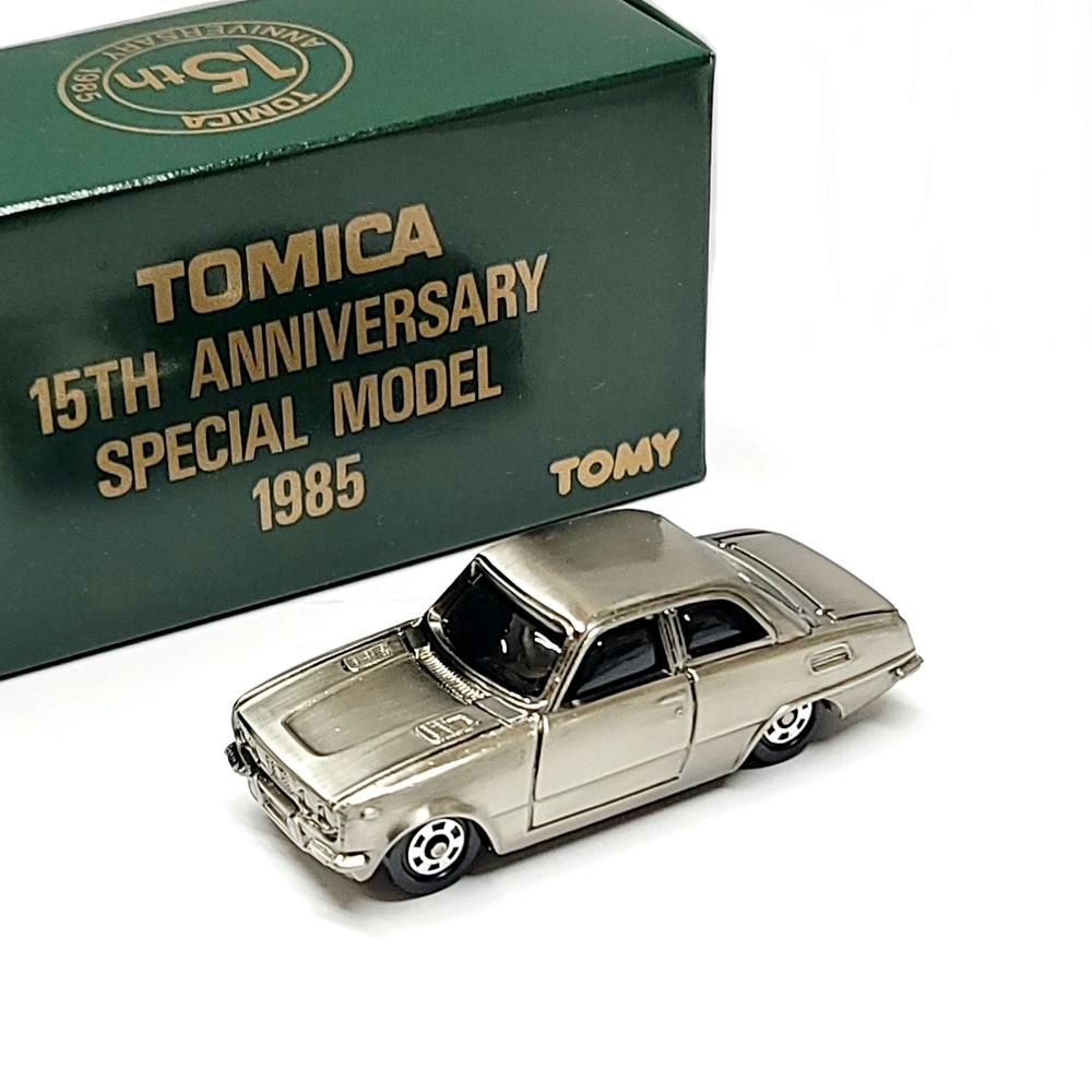 ヤフオク! -「トミカ15周年記念」の落札相場・落札価格