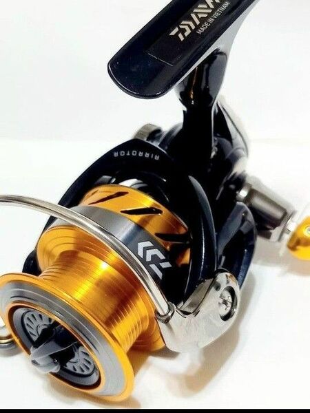 Daiwa REVROS 2500 REEL ダイワ エギング チヌ ルアー バス 穴釣り ボート etc 