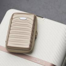 Samsonite Book Champagne Gold　サムソナイトスーツケース型マルチポーチ　秋元梢_画像6