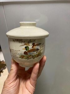 蓋付き陶器、4個セット湯呑み？茶碗蒸し？