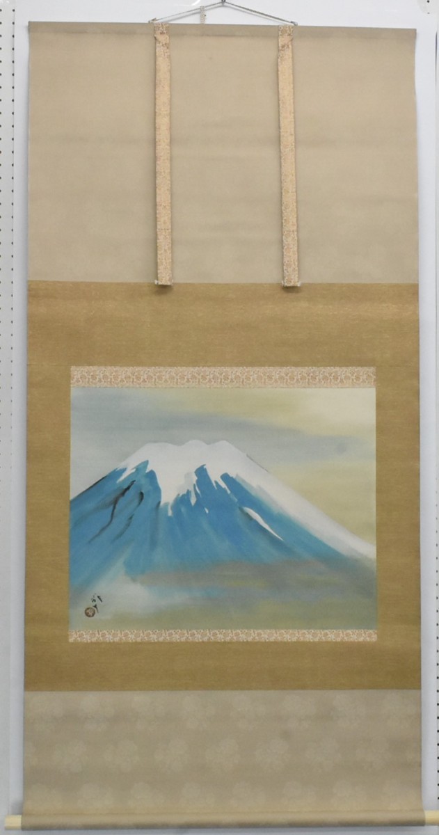 A fine piece of art! Scroll Mt. Fuji by Kawabata Ryushi, a Japanese painter who received the Order of Culture [Seiko Gallery], Painting, Japanese painting, Landscape, Wind and moon