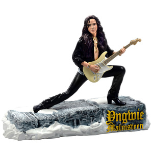 正規公認世界限定3000個 Yngwie Malmsteen イングヴェイマルムスティーン フィギュア人形 FENDER STRATOCASUTERギターロゴ入り