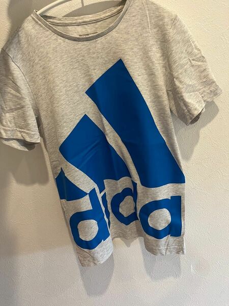 美品　adidas アディダス　ビックロゴ　Tシャツ　半袖　スポーツ　運動　男 Tシャツ