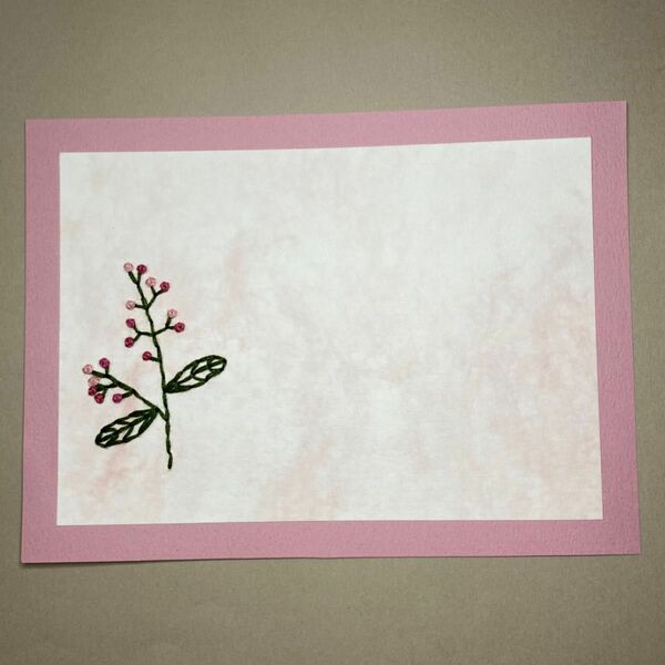 紙刺繍カード　ピンクお花　ハンドメイド　メッセージカード