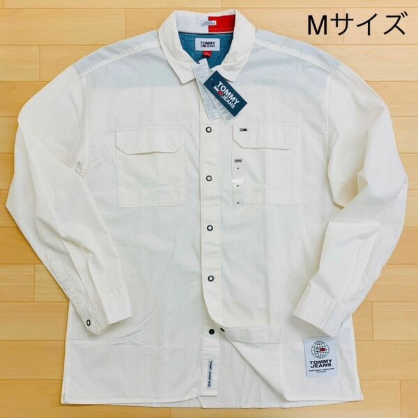 最新作★Tommy Jeans 【M】USA限定発売品のオーバーサイズシャツ