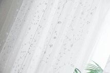 【1枚入り】【 横幅100cm×丈100cm】　高級 刺繍 レースカーテン フック付き 小花 ホワイト 花柄 _画像7