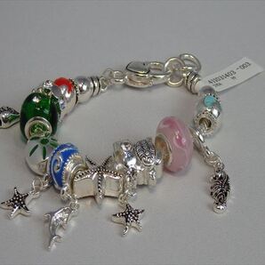 ★新品未使用★ニューヨーク発 ブレスレット(ニューヨーカーにお勧め)(ランダウジュエリー NYマンハッタンヒルトンホテル1F)AB11ー2
