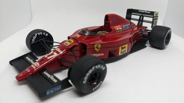 フェラーリ F189 ハイインダクション　1/24　塗装済完成品